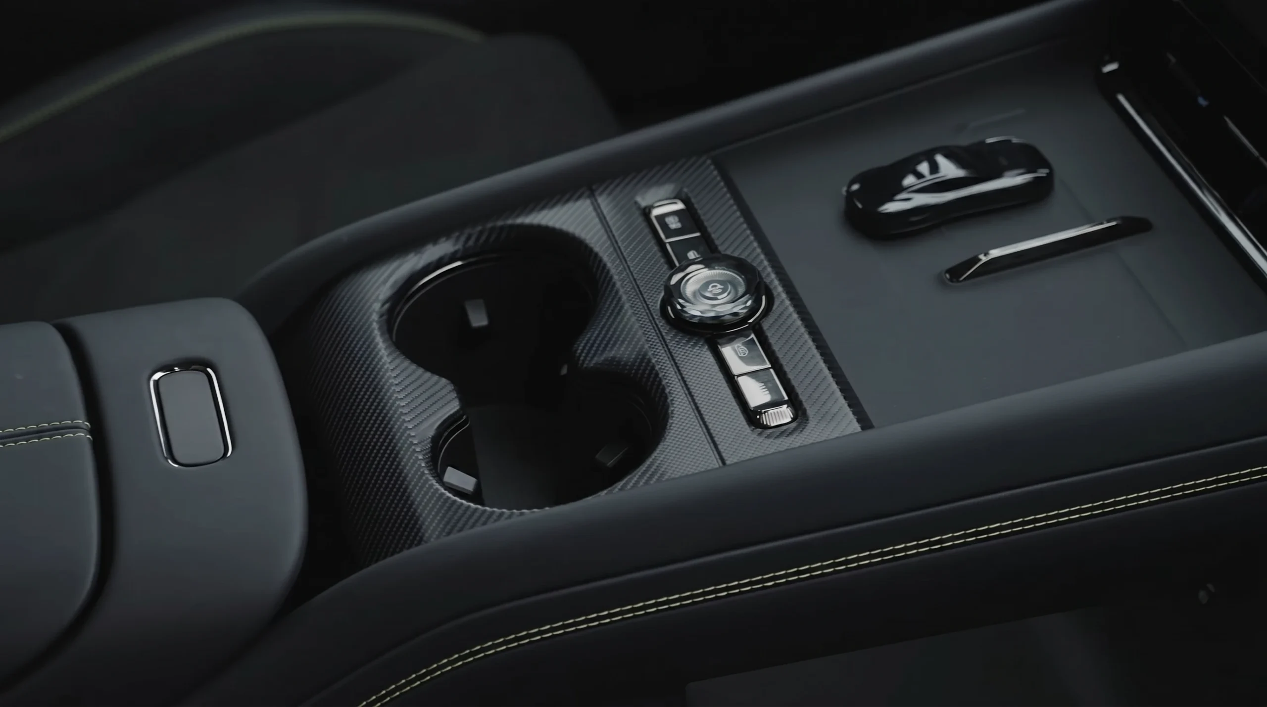 Lynk & Co 07 GT Middenconsole