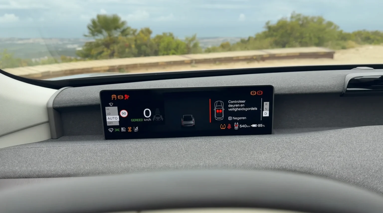 Volvo EX60 — 11,4" Driver Display